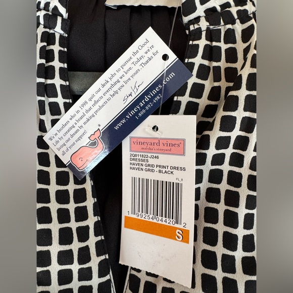 Vineyard Vines Harbor Grid Print Black and White Flutter Sleeve Dress Size Small - Picture 6 of 7